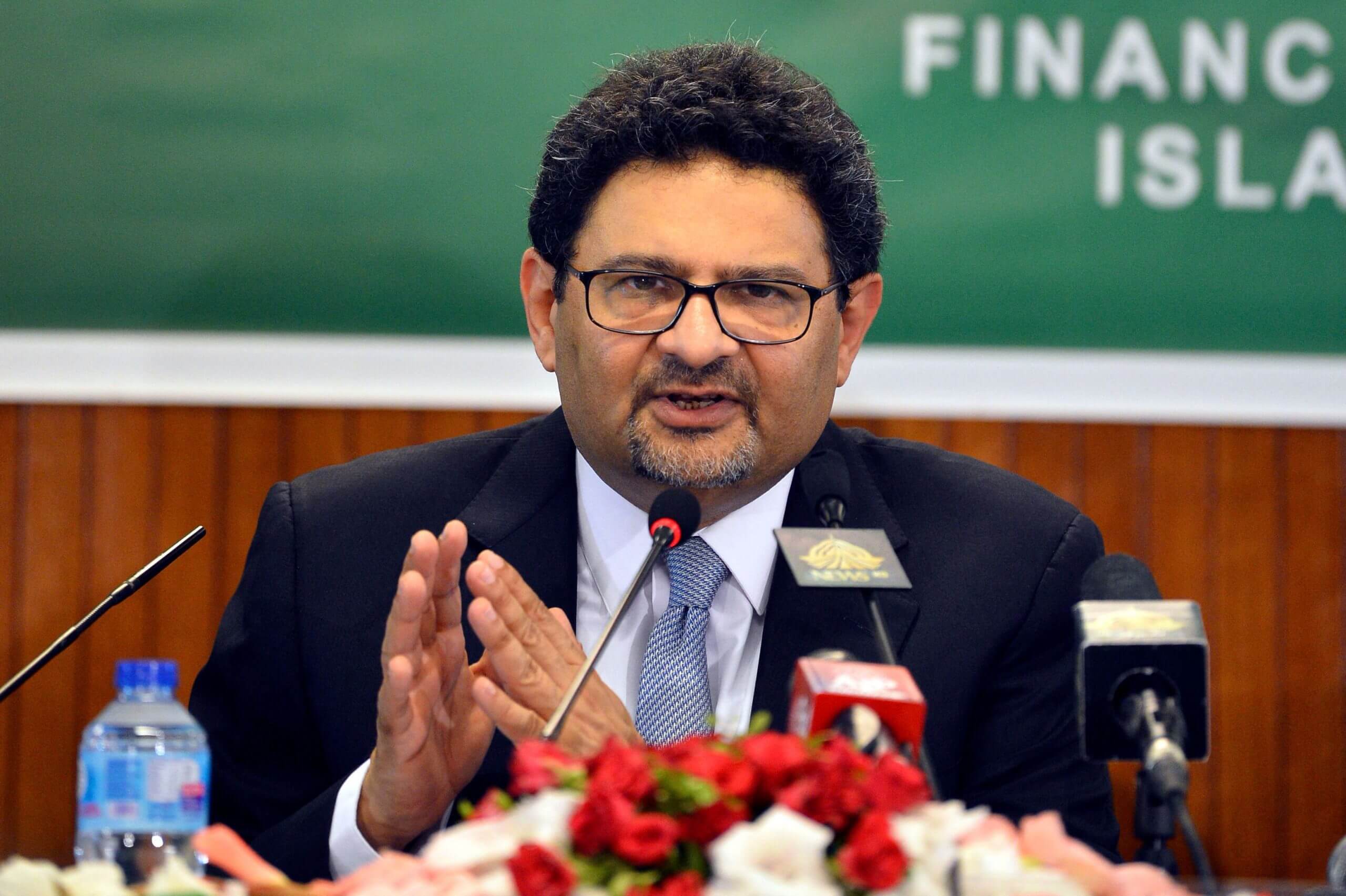 imf-to-take-up-pakistan-s-request-to-release-1-17bn-tranche-on-august-29-says-miftah-ismail