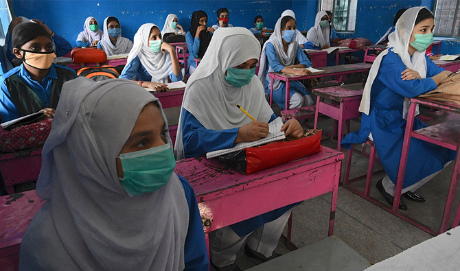 lahore-schools-shut-early-students-sent-home-for-safety-reasons