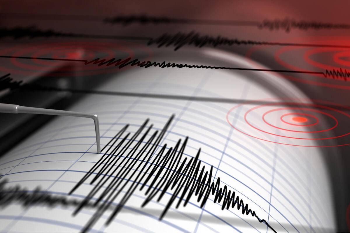 m-5-0-earthquake-jolts-islamabad-major-cities-of-kp