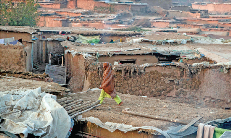 sanitation-workers-urge-capital-managers-to-disinfect-slums