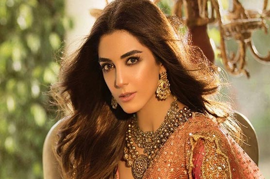 maya-ali-distributes-ration-bags