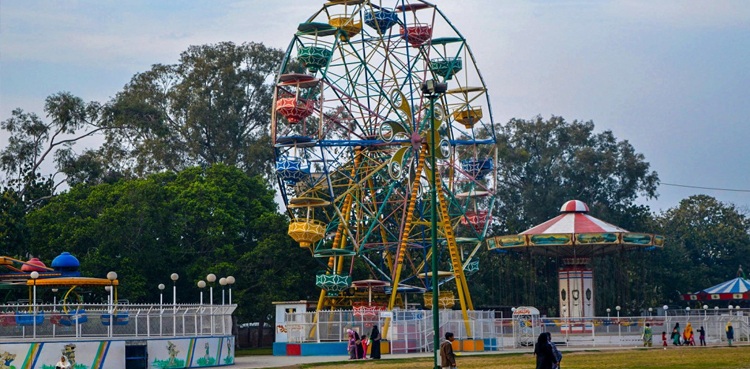 rejects-plea-to-open-parks