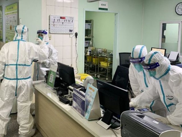 govt-hospitals-in-lahore-run-out