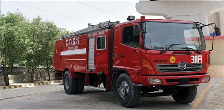 fire-erupts-at-chemical-factory