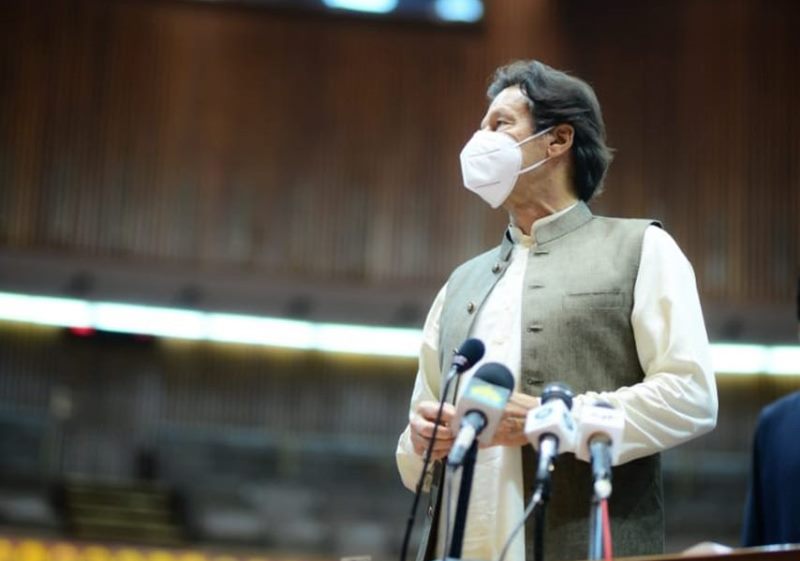 no-ban-will-be-imposed-on-social-media