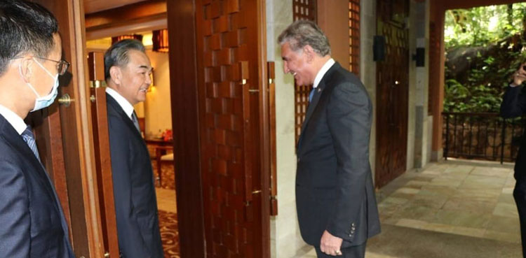 fm-qureshi-meets-chinese-counterpart