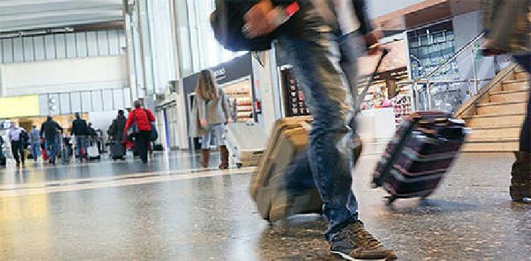 pakistani-labourers-given-free-air-tickets