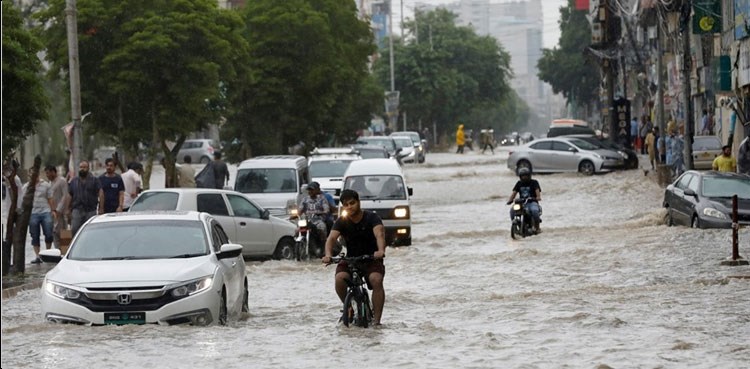 karachi-traders-facing-loss