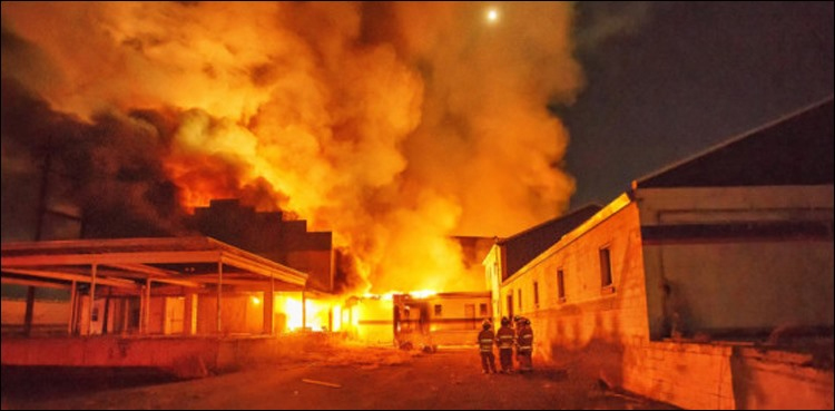 garment-factory-catches-fire