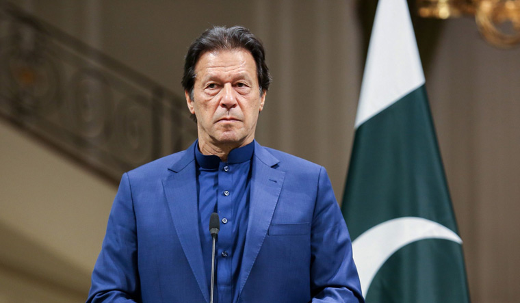 pm-imran-khan-wishes-hindu-community-a-happy-diwali