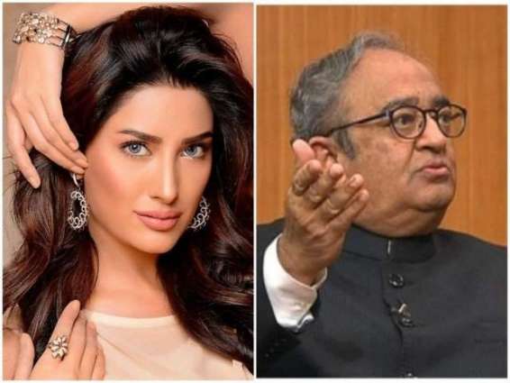 mehwish-hayat-warns-canadian-journalist-to-verify-things-before-sharing-on-social-media