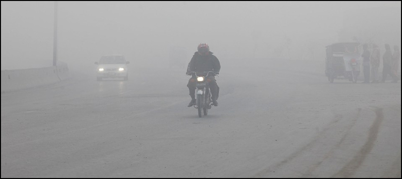 thick-fog-continues-to-disrupt-road-traffic-in-parts-of-punjab