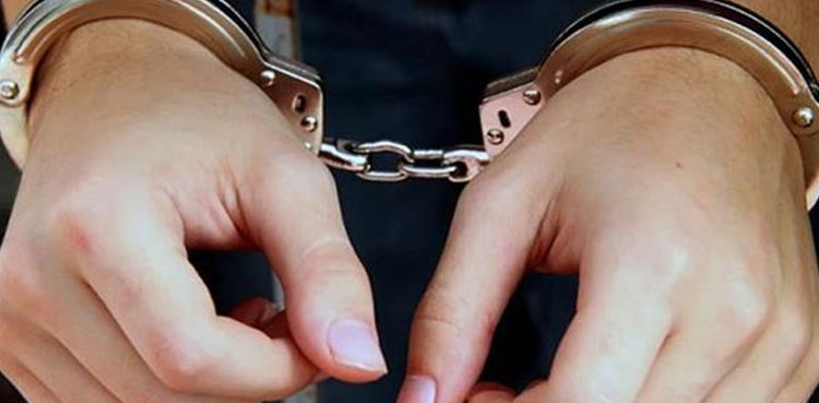 police-recover-smuggled-items-from-jacobabad-one-arrested