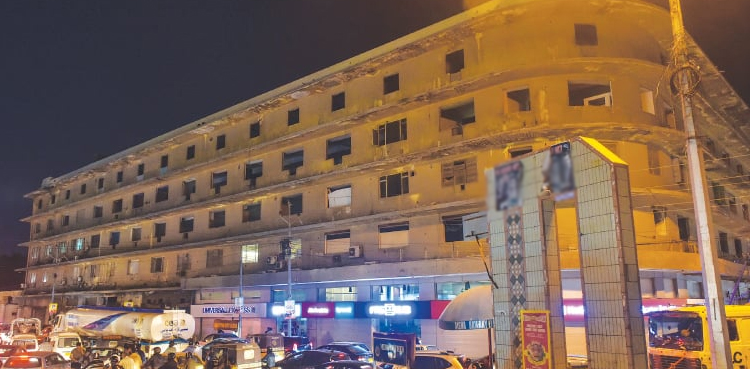 shc-halts-demolition-of-karachis-historic-metropole-hotel