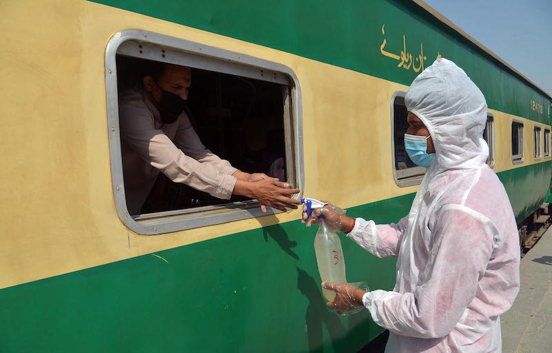 pakistan-railways-opens