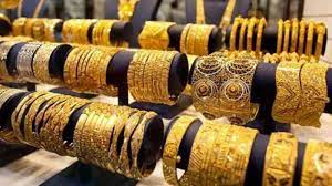 gold-prices-decrease-by-rs1000-per-tola