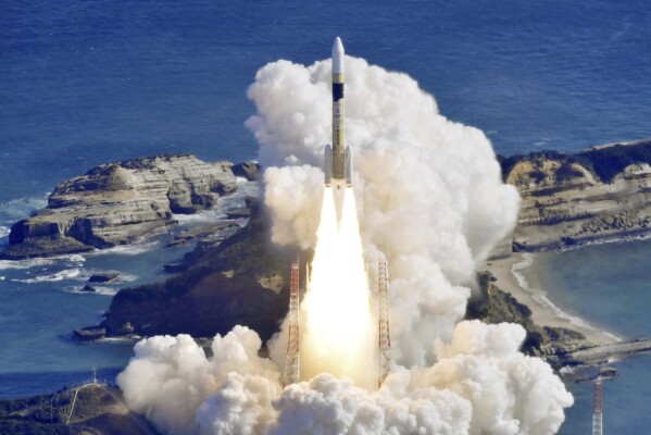 japan-successfully-launches-next-gen-h3-rocket