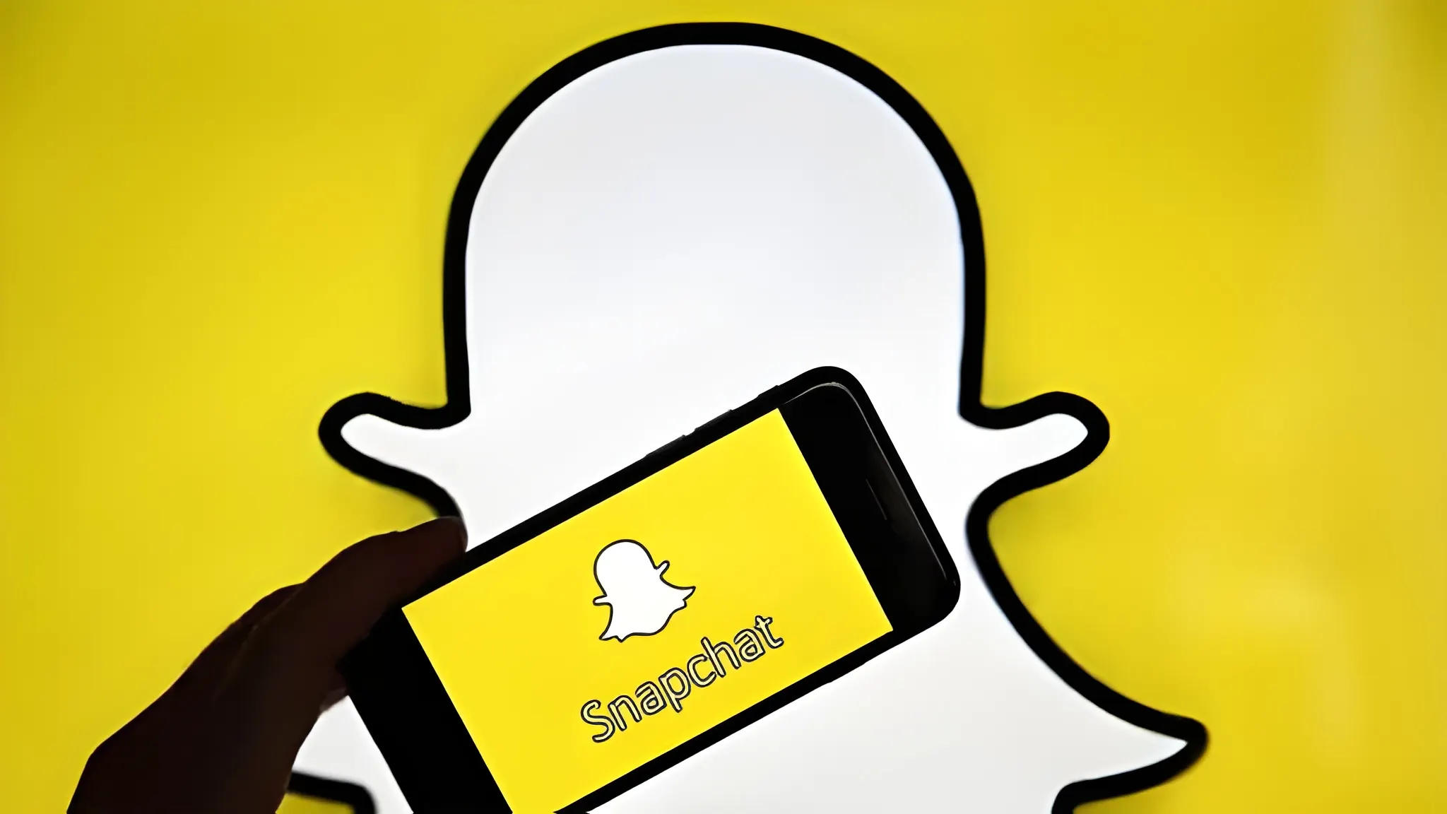 Snapchat introduces new privacy controls for teen users