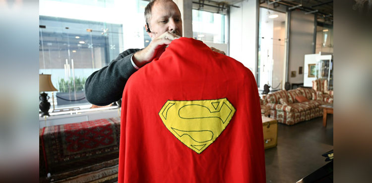 supermans-cape-up-for-grabs-in-hollywood-auction