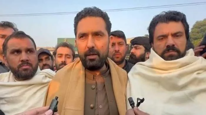 kp-cm-ends-adiala-road-sit-in-announces-more-protests-to-seek-meeting-with-imran-khan