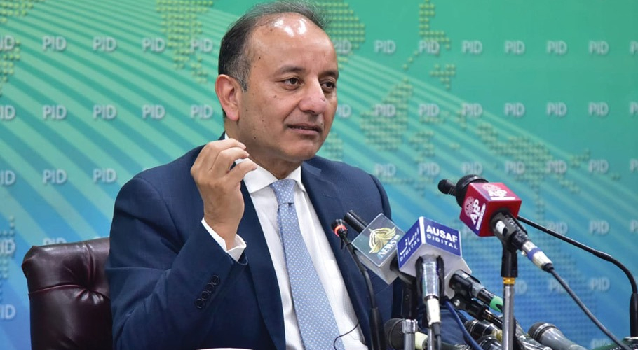 minister-warns-petrol-hoarders-of-dire-consequences