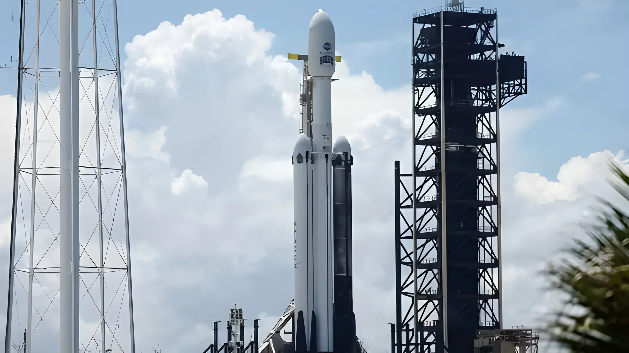 nasa-launches-powerful-new-roman-space-telescope-from-florida