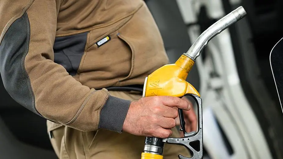 oil-dips-after-trump-prolongs-iran-ceasefire