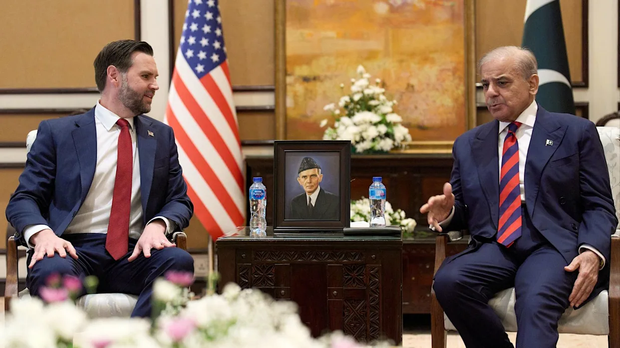 us-envoys-head-to-pakistan-for-peace-talks-as-iran-rules-out-direct-meeting-plans