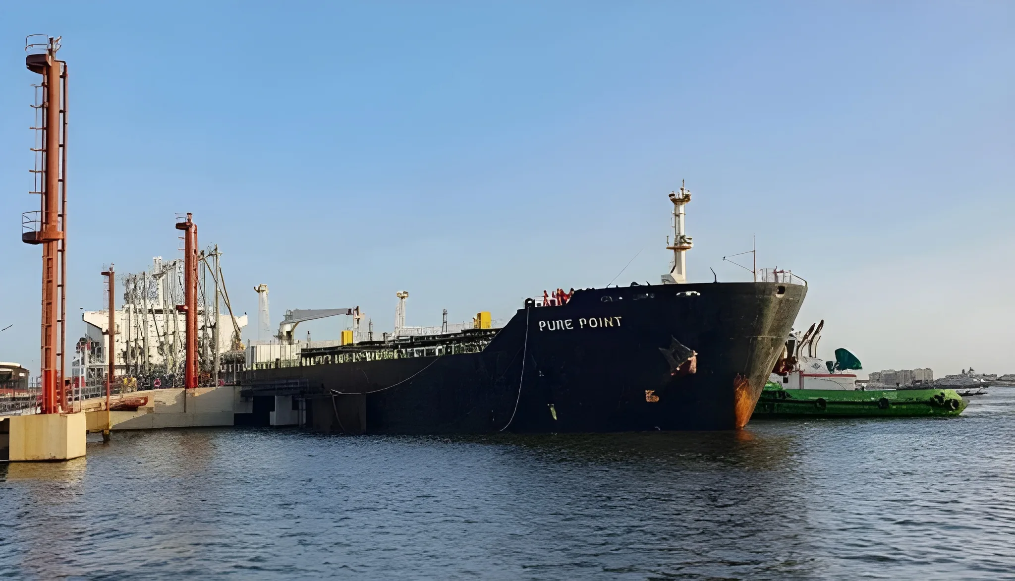 Pakistan explores alternative crude oil sources