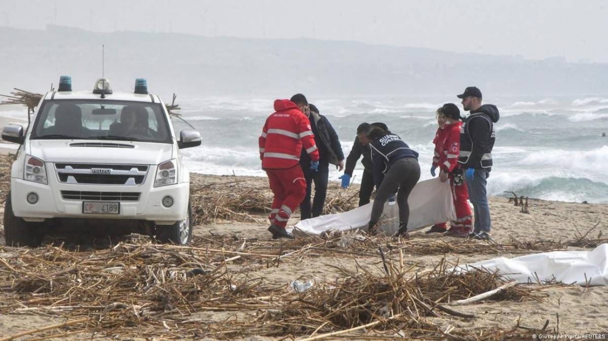 28-pakistanis-killed-after-migrant-shipwreck-in-italy