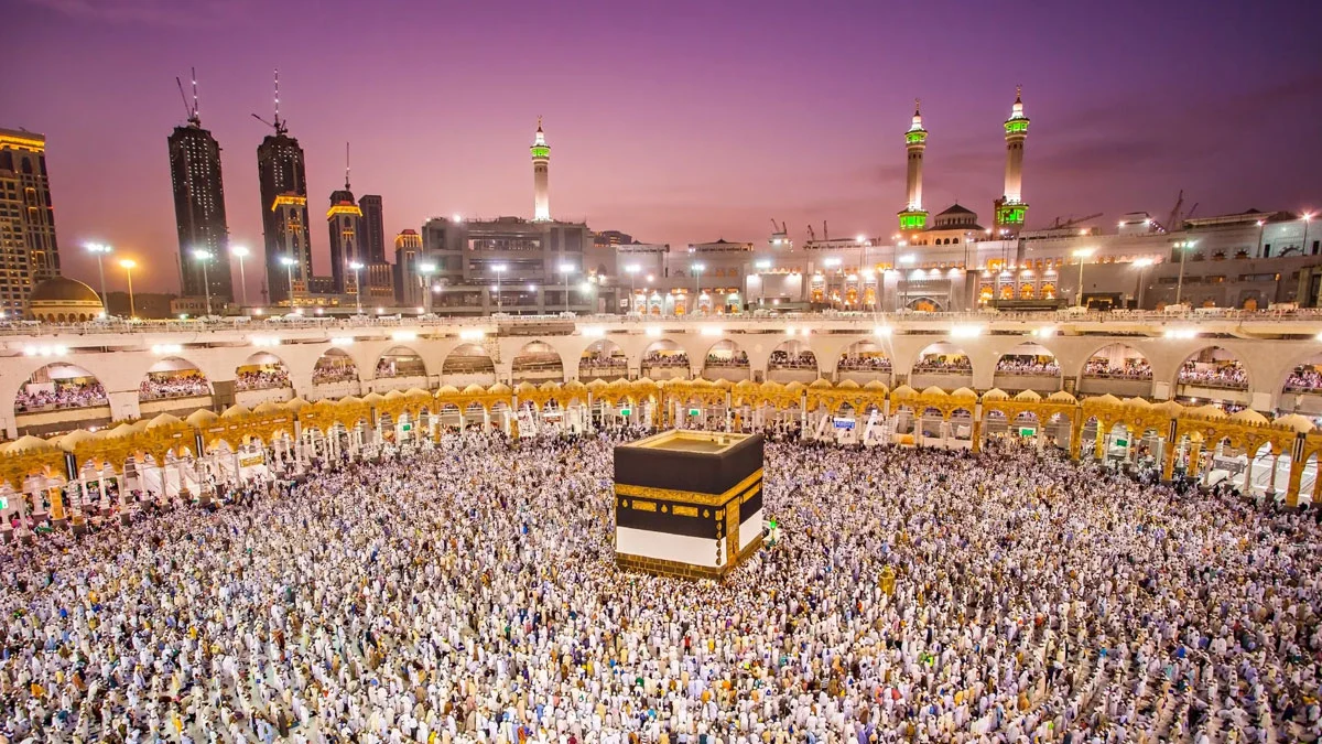 30000-quota-allocated-for-short-hajj-2027-says-sardar-yousaf
