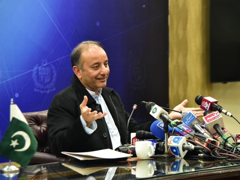 all-set-to-sign-agreement-to-purchase-discounted-crude-oil-from-russia-says-musadik-malik