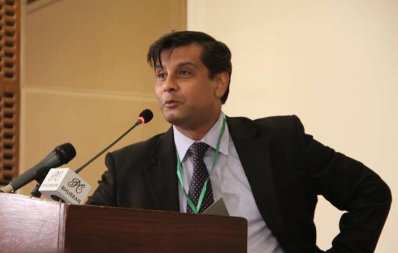 arshad-sharif-flight-carrying-body-of-journalist-departs-for-pakistan