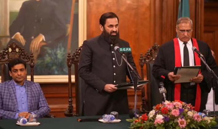 baligh-ur-rehman-of-pml-n-sworn-in-as-punjab-governor