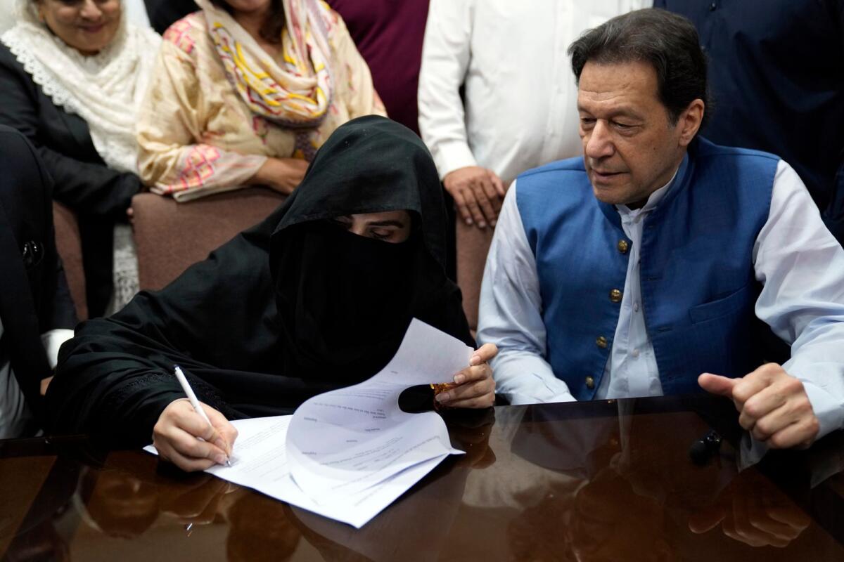bushra-imran-s-bail-extended-till-nov-28