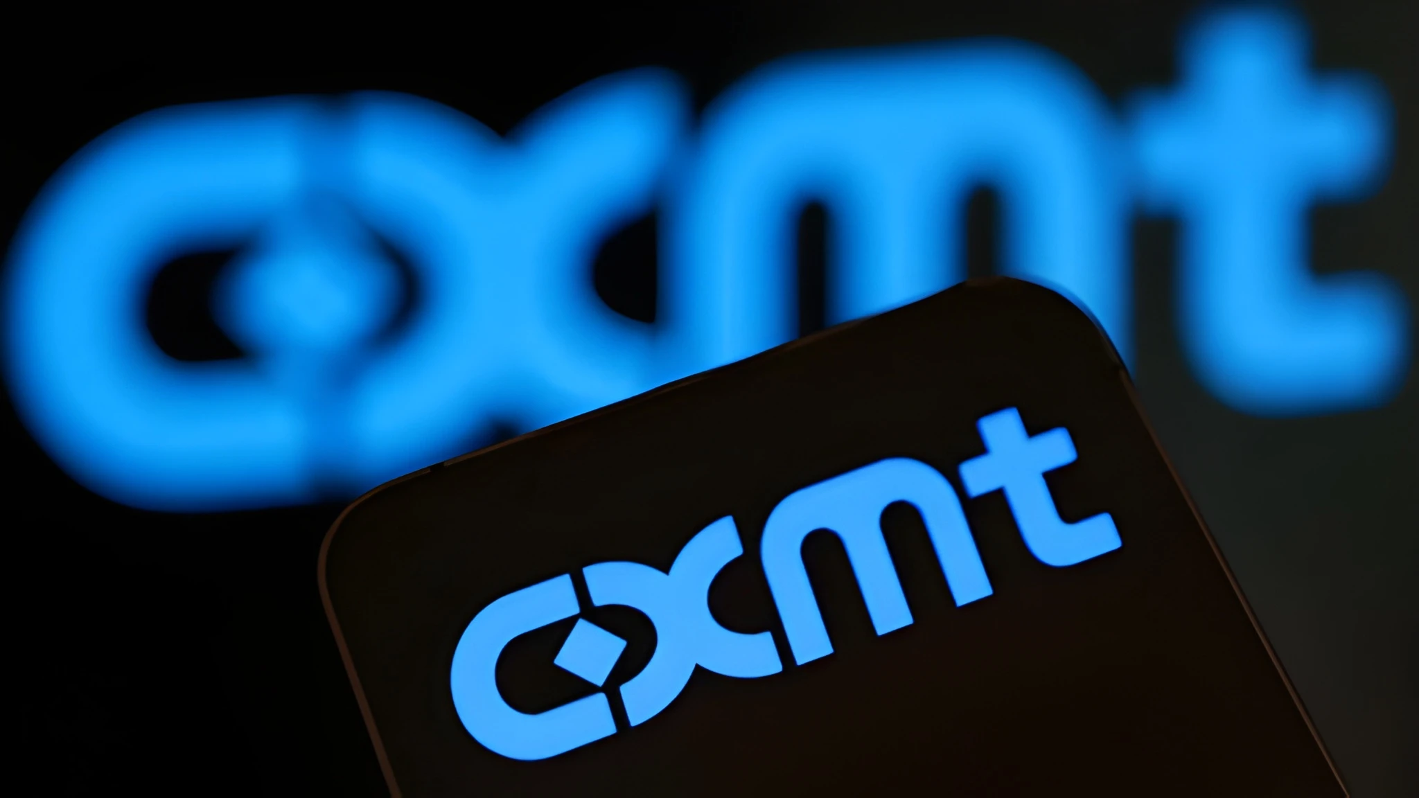 chinese-chipmaker-cxmt-soars-500-on-debut-as-ai-fuels-shortages