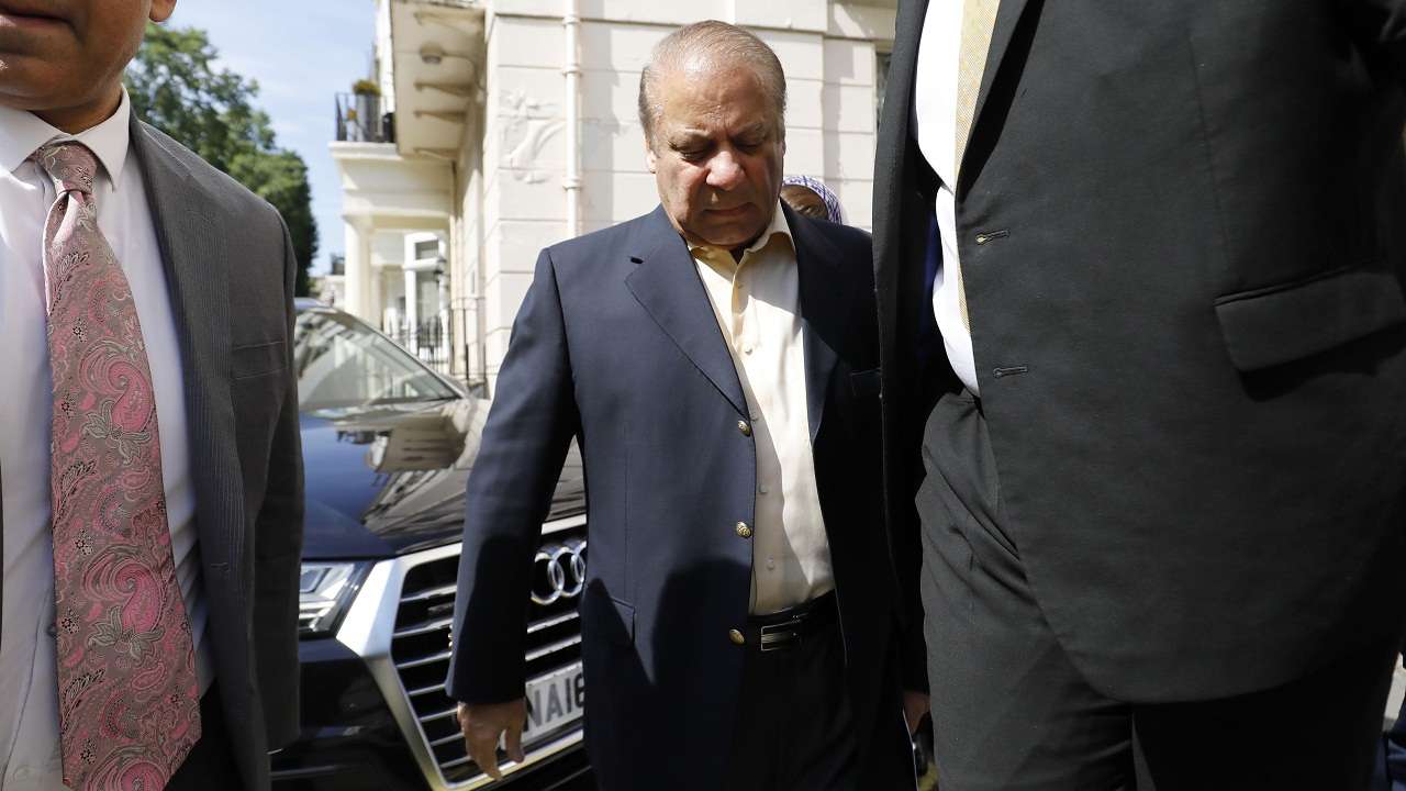 doctors-bar-nawaz-sharif-from-travelling
