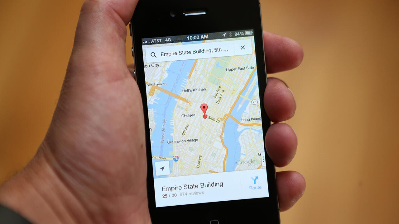 google-rivals-join-forces-in-online-maps