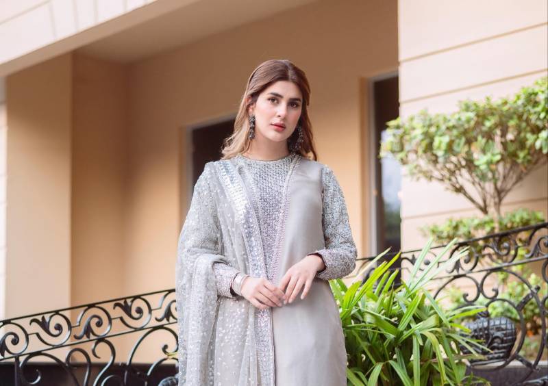 kubra-khan-responds-to-allegations-levelled-by-major-r-adil-raja