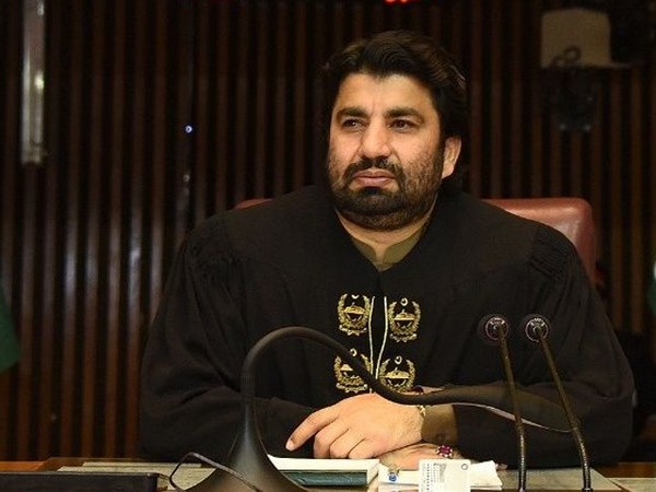 na-deputy-speaker-qasim-suri-tendered-resignation
