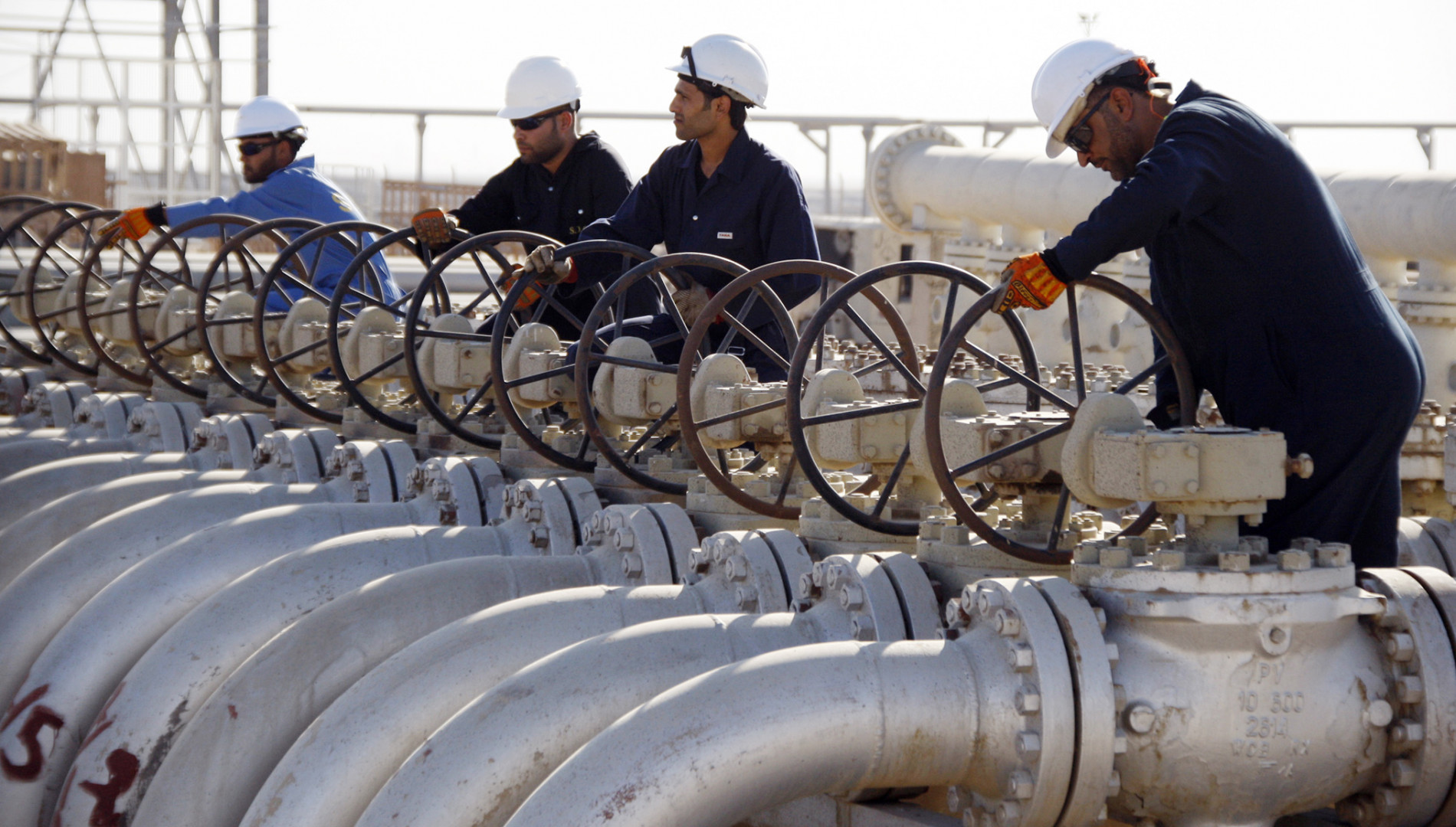 oil-prices-set-for-second-week-of-gains-on-brighter-china-outlook