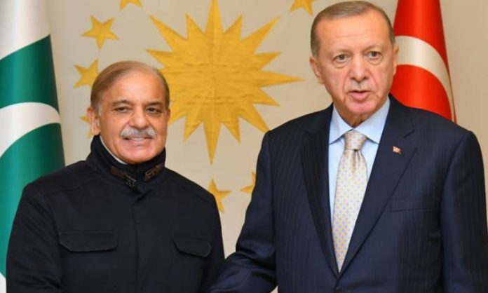 pm-lauds-president-erdogan-for-leading-rescue-relief-efforts-in-flood-hit-areas