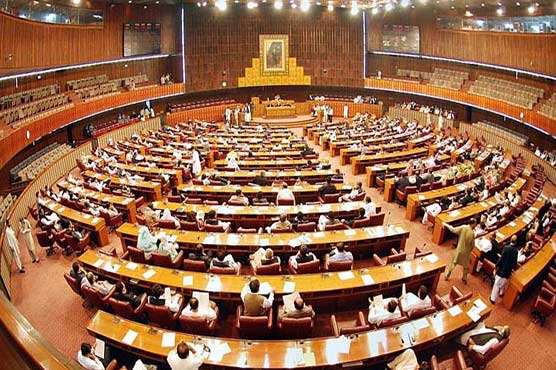 ruckus-erupts-in-senate-as-opposition-parties-protest