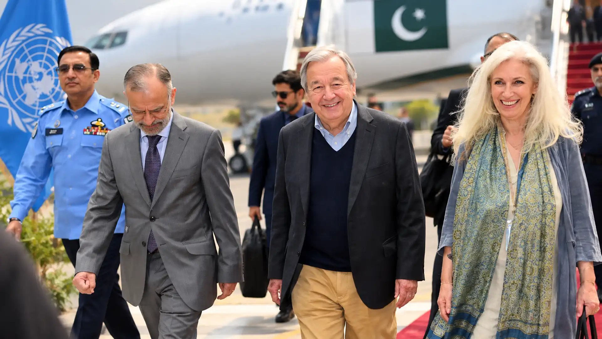un-chief-guterres-arrives-in-pakistan-for-threeday-visit
