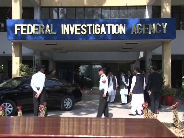 men-arrested-in-multan