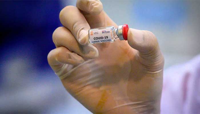 paf-plane-carrying-the-first-batch-of-covid-19-vaccine-reaches-islamabad