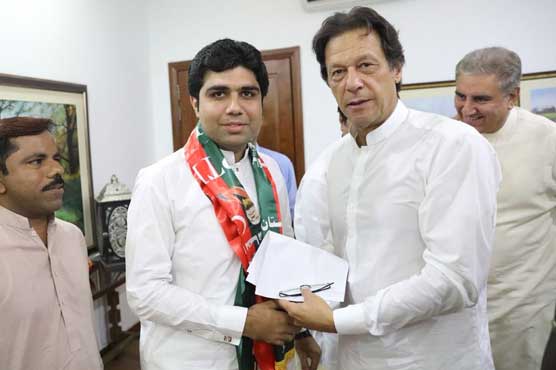 mpa-khurram-laghari-announces-decision-to-leave-pti-hours-before-long-march