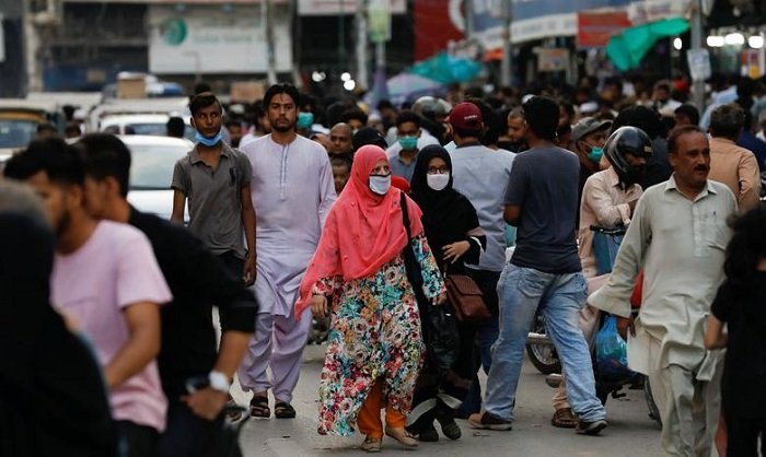 pakistan-s-covid-19-positivity-ratio-continues-to-decline