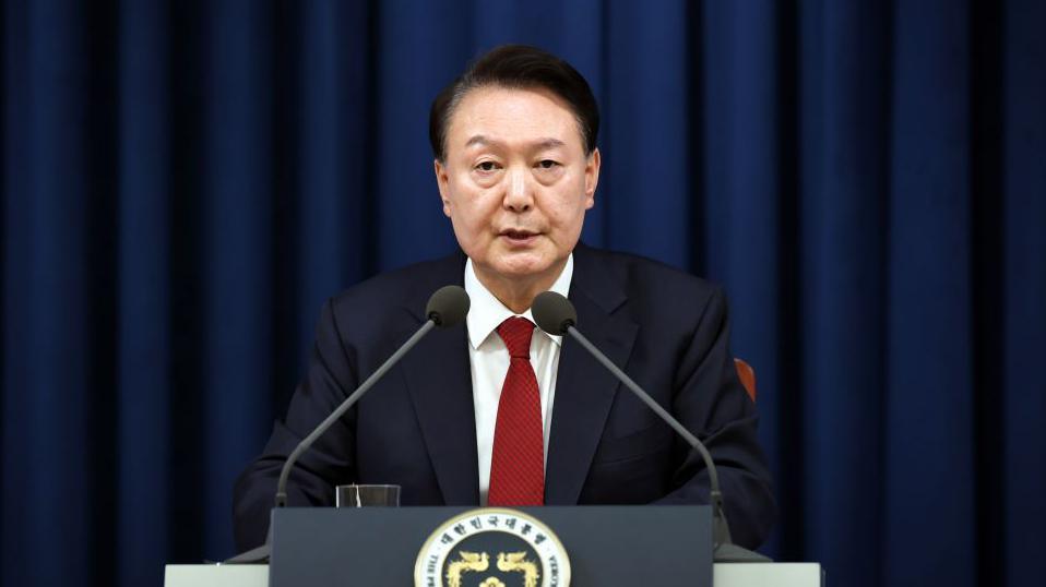 south-korean-president-yoon-suk-yeol-arrested-over-insurrection