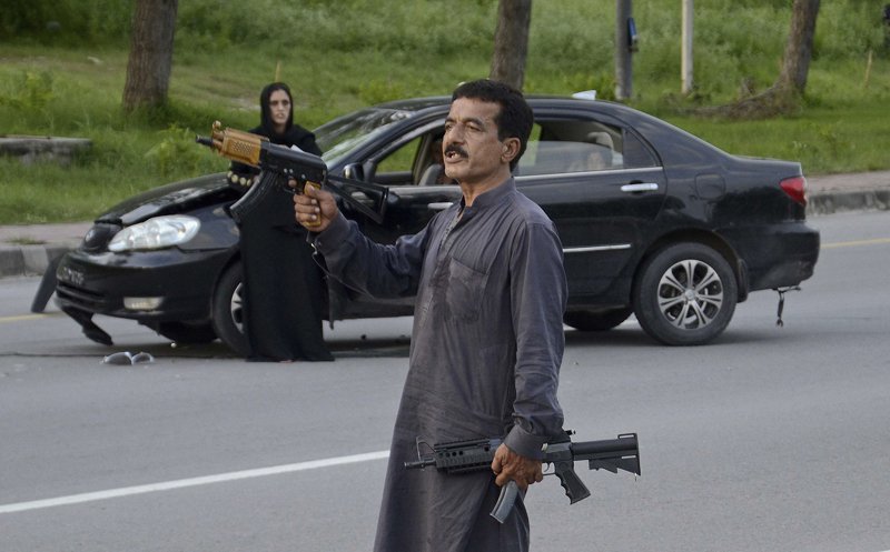 islamabad-standoff-ihc-rejects-malik-sikanders-plea-against-sentence